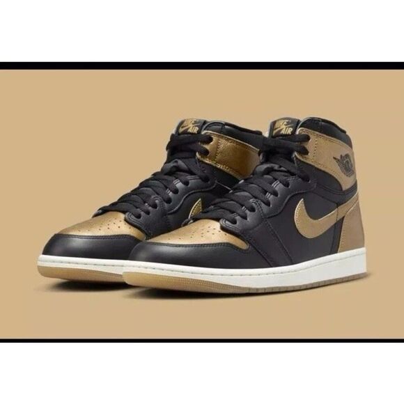 Nike Air Jordan 1 High OG Black 10 Metallic Gold DZ5485-071 Men’s Shoes NEW - Picture 1 of 9